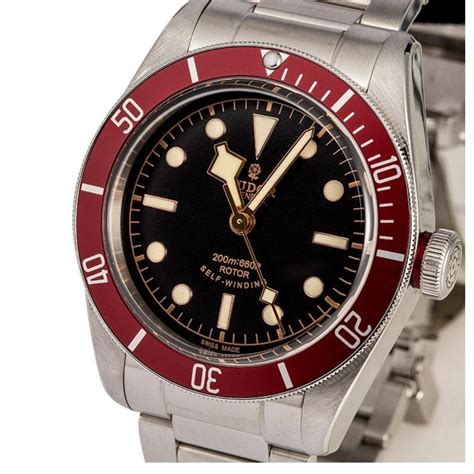 tudor rose burgundy watch